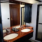 Polly House Апартаменты *