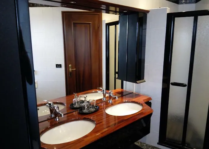 Polly House 公寓 *