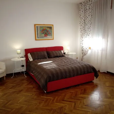 Polly House Apartment