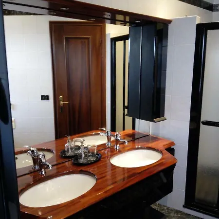 Polly House Apartment *